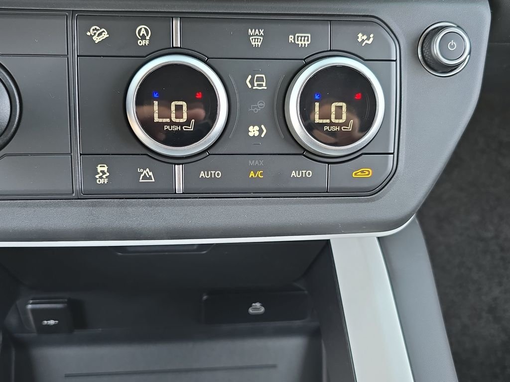 New 2026 Fuji White Land Rover S image 25