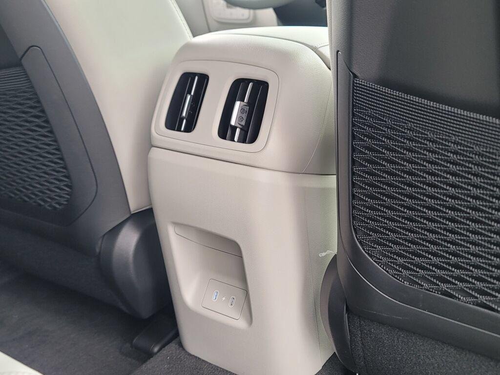 New 2026 Ecotronic Gray Hyundai Limited image 9