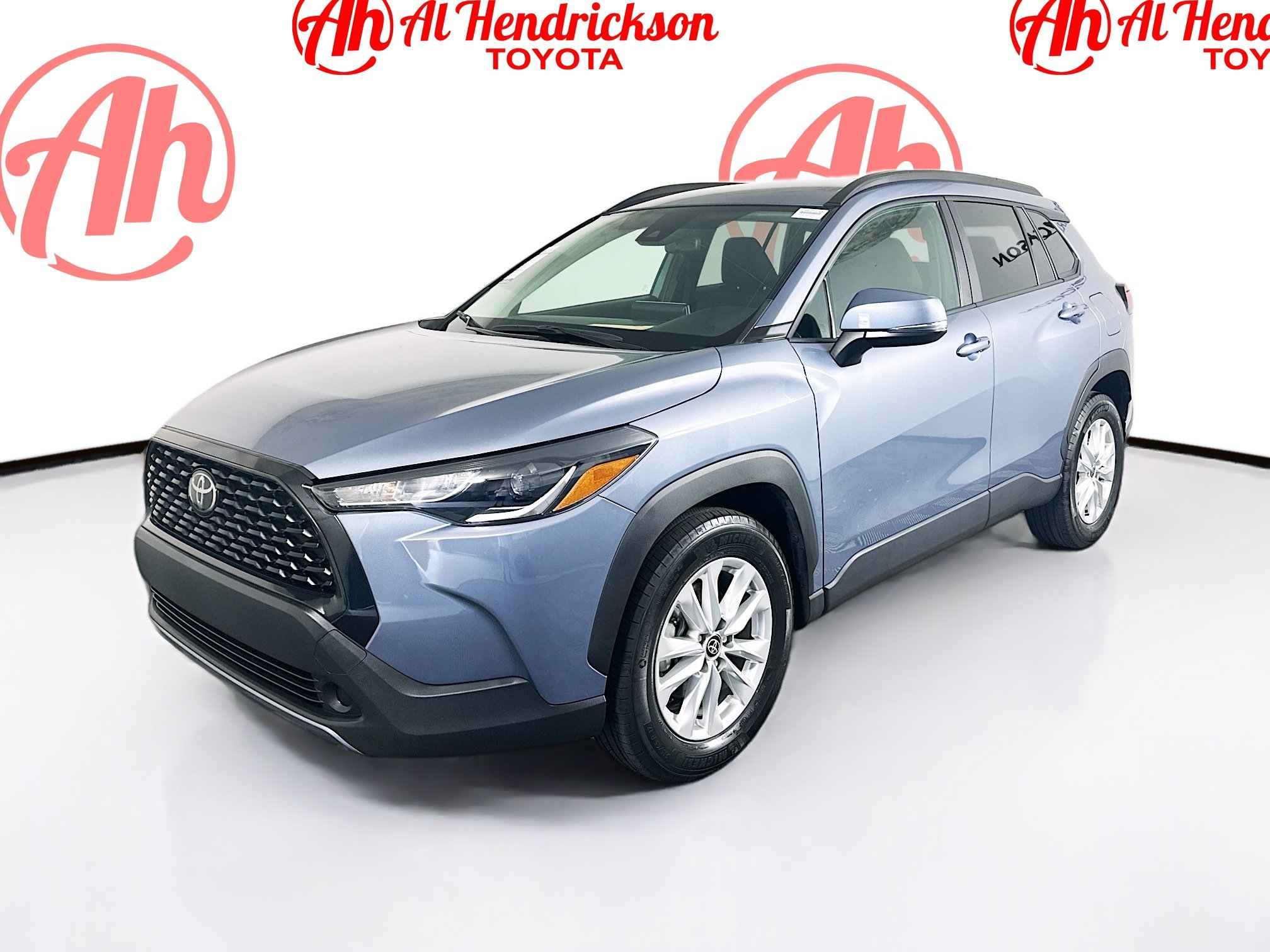 Used 2022 Celestite Toyota LE image 6
