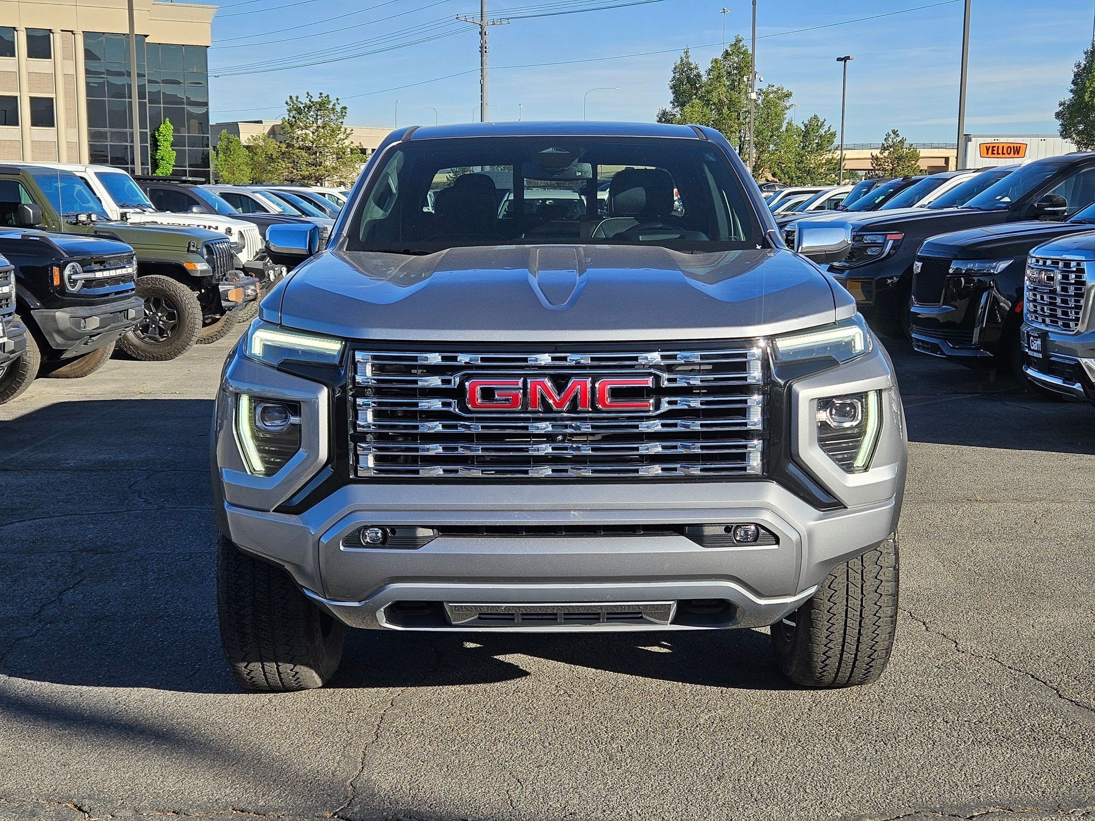 Used 2023 Gray GMC 4WD Denali image 9