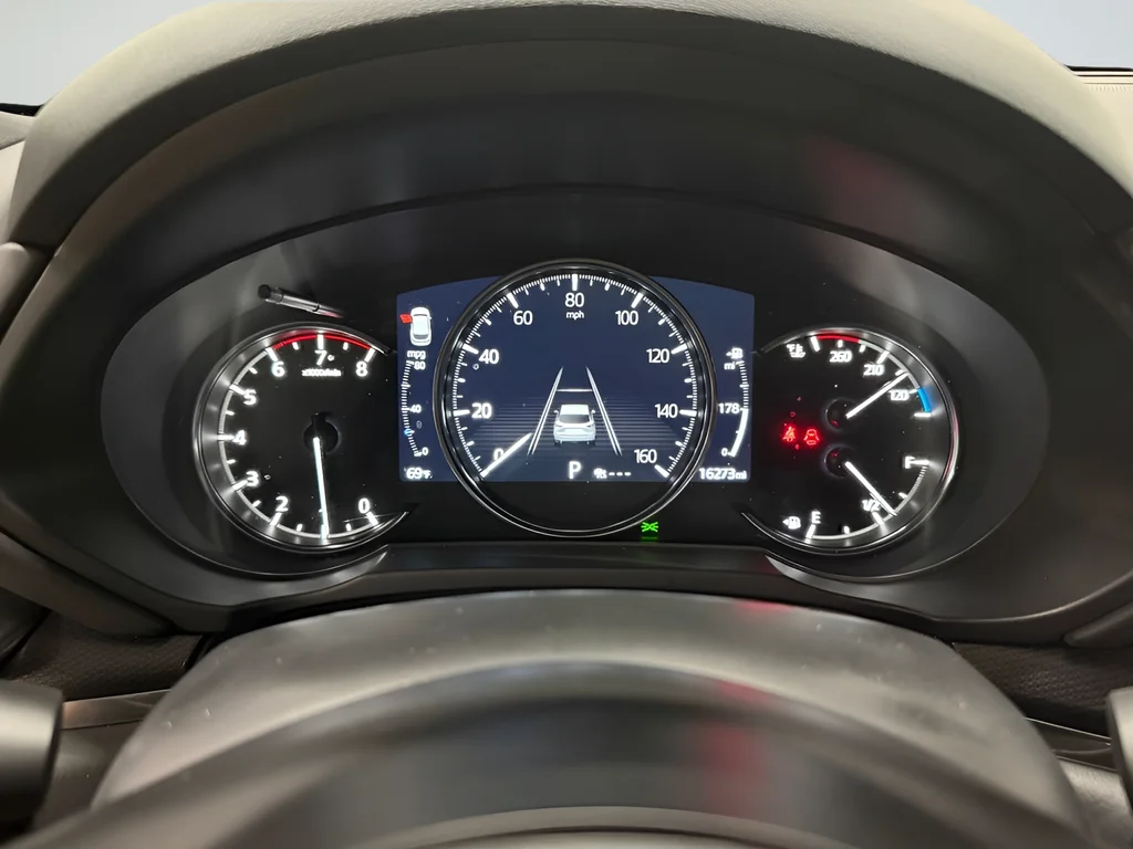 Used 2024 White Mazda 2.5 Carbon Turbo image 11