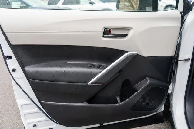 Used 2023 Beige Toyota L image 17