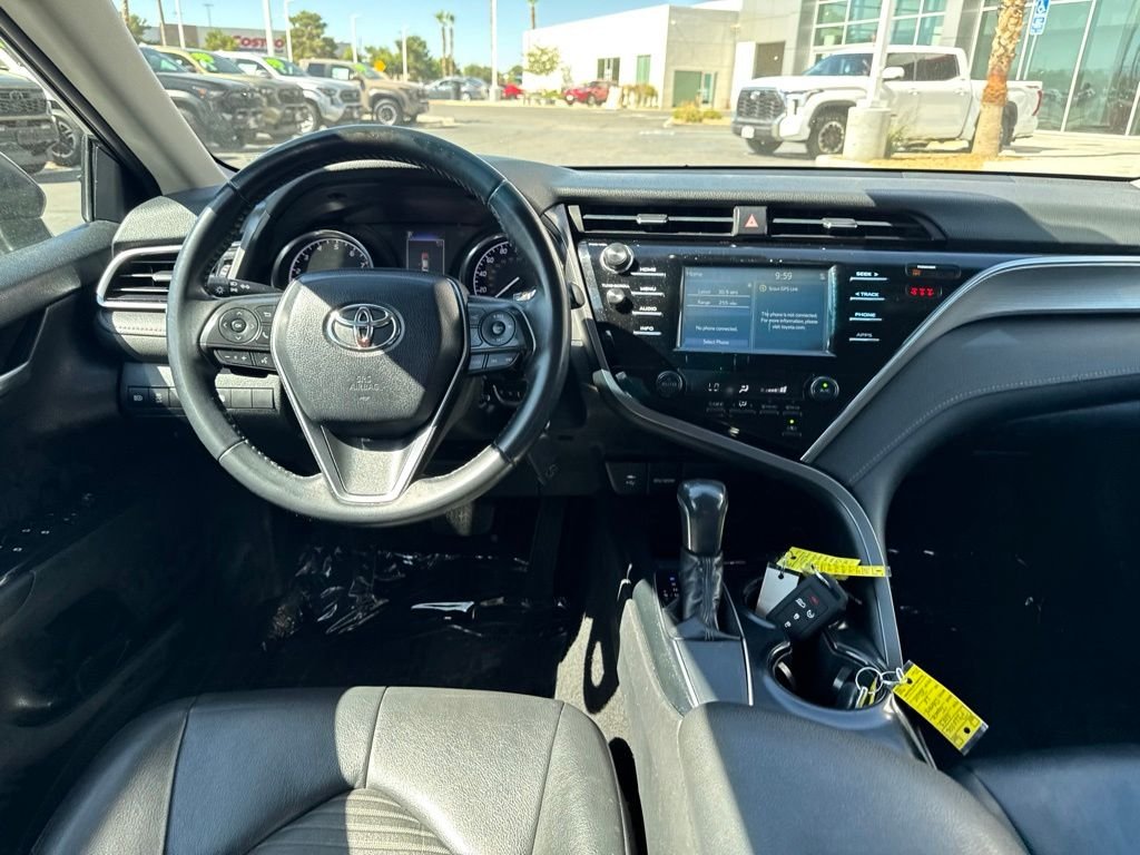 Used 2018 Gray Toyota SE image 17