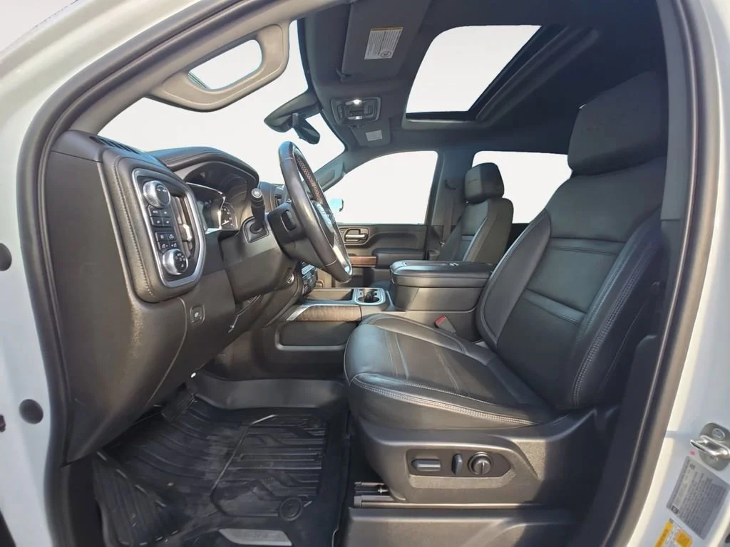 Used 2022 Summit White GMC Denali DRW image 9