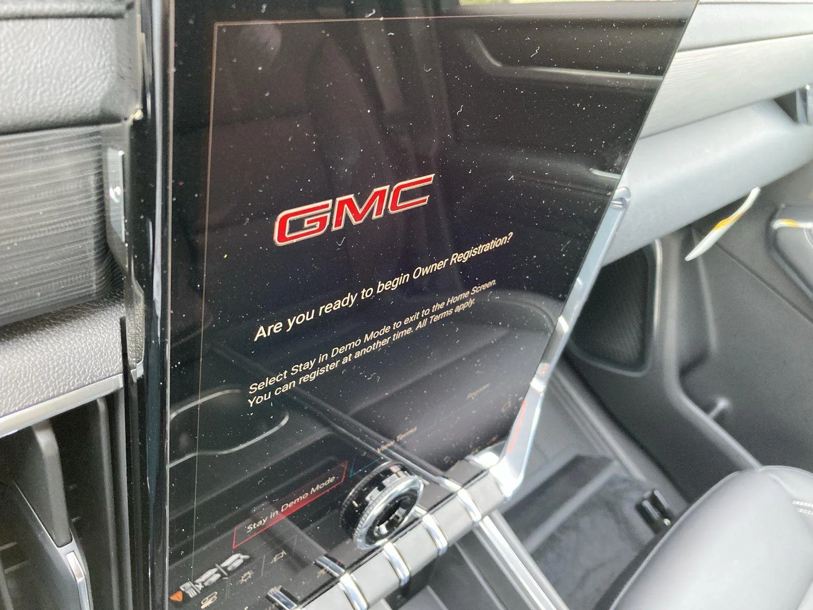 New 2026 Ebony Twilight Metallic GMC Elevation image 14