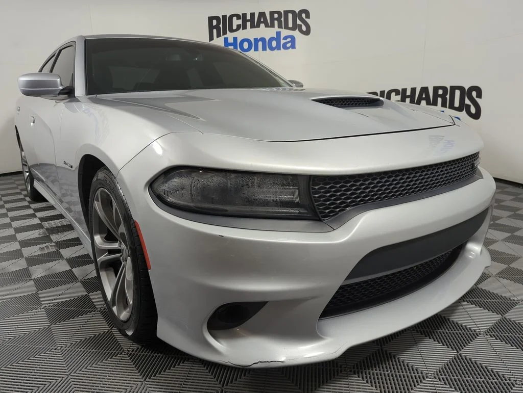 Used 2021 Triple Nickel Clearcoat Dodge R/T image 6