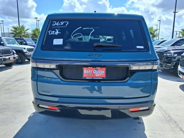 New 2026 Steel Blue Exterior Paint Jeep Limited Reserve image 6