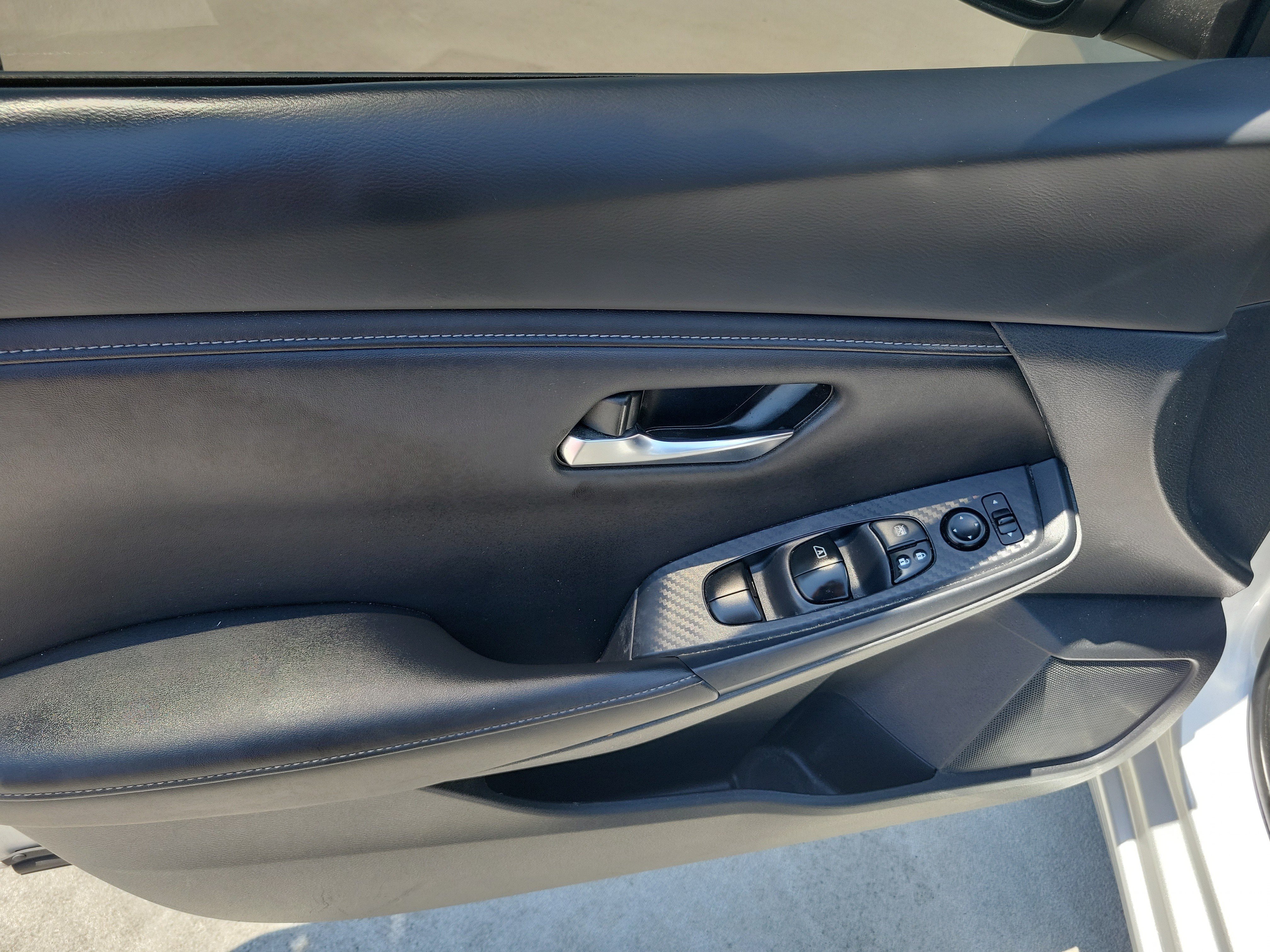 Used 2023 Brilliant Silver Metallic Nissan SV image 19