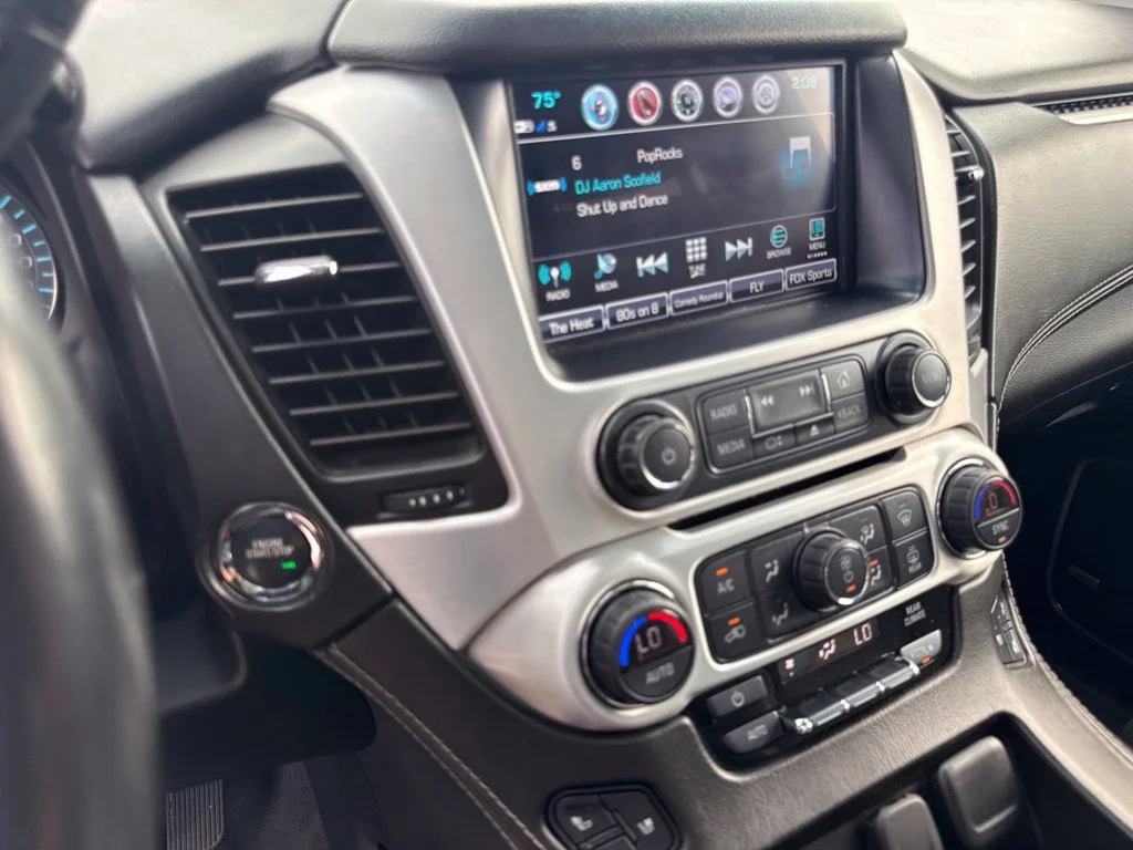 Used 2019 Summit White GMC SLT image 36