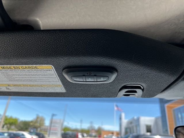 Used 2020 White Jeep Unlimited Sahara image 38