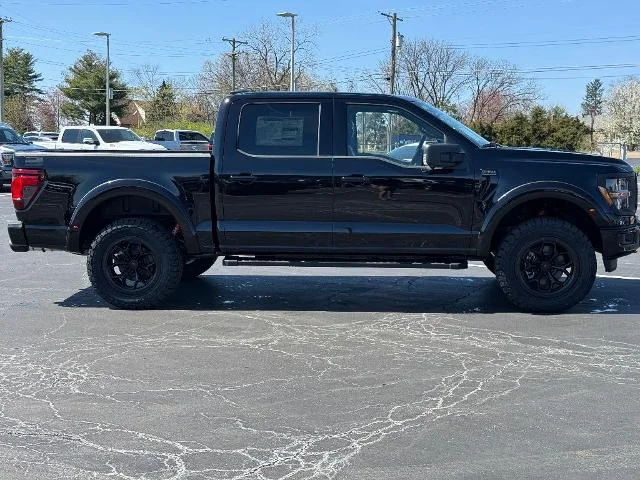 New 2025 Agate Black Metallic Ford XLT image 2