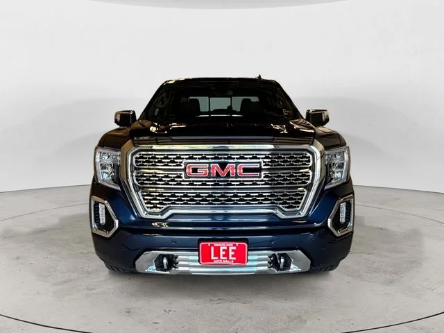 Used 2021 Blue GMC Denali image 9