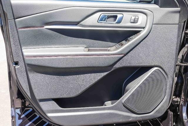 New 2026 Agate Black Metallic Ford ST-Line image 49