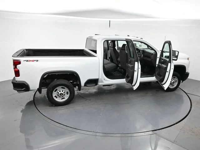 Used 2024 Summit White Chevrolet WT image 39