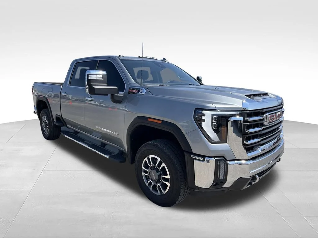 Used 2024 Sterling Metallic GMC SLT image 3