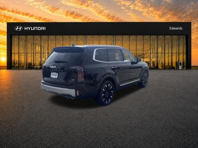 Used 2023 Black Kia SX-Prestige image 6