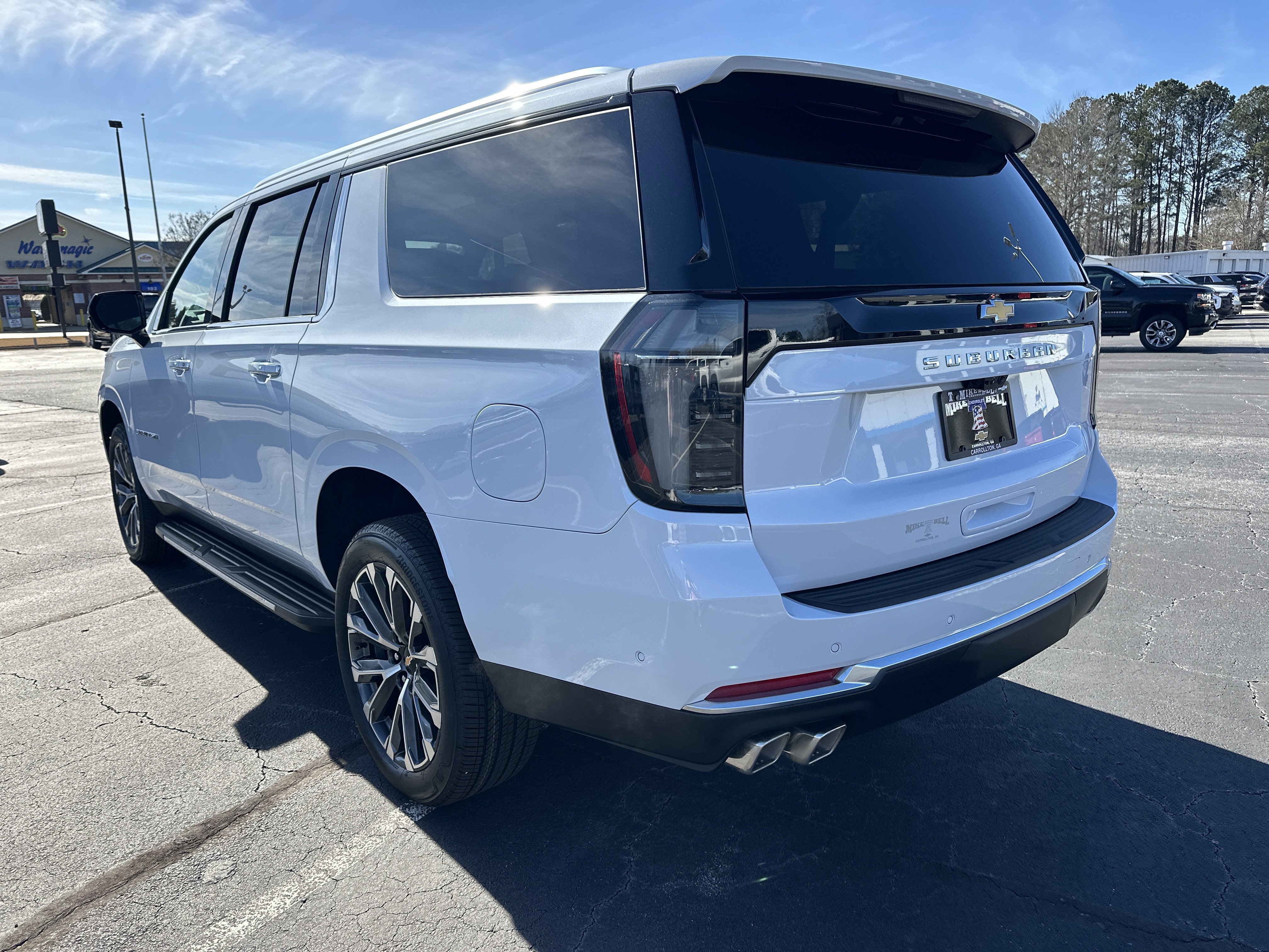 2026 Chevrolet Suburban High Country - Photo 6