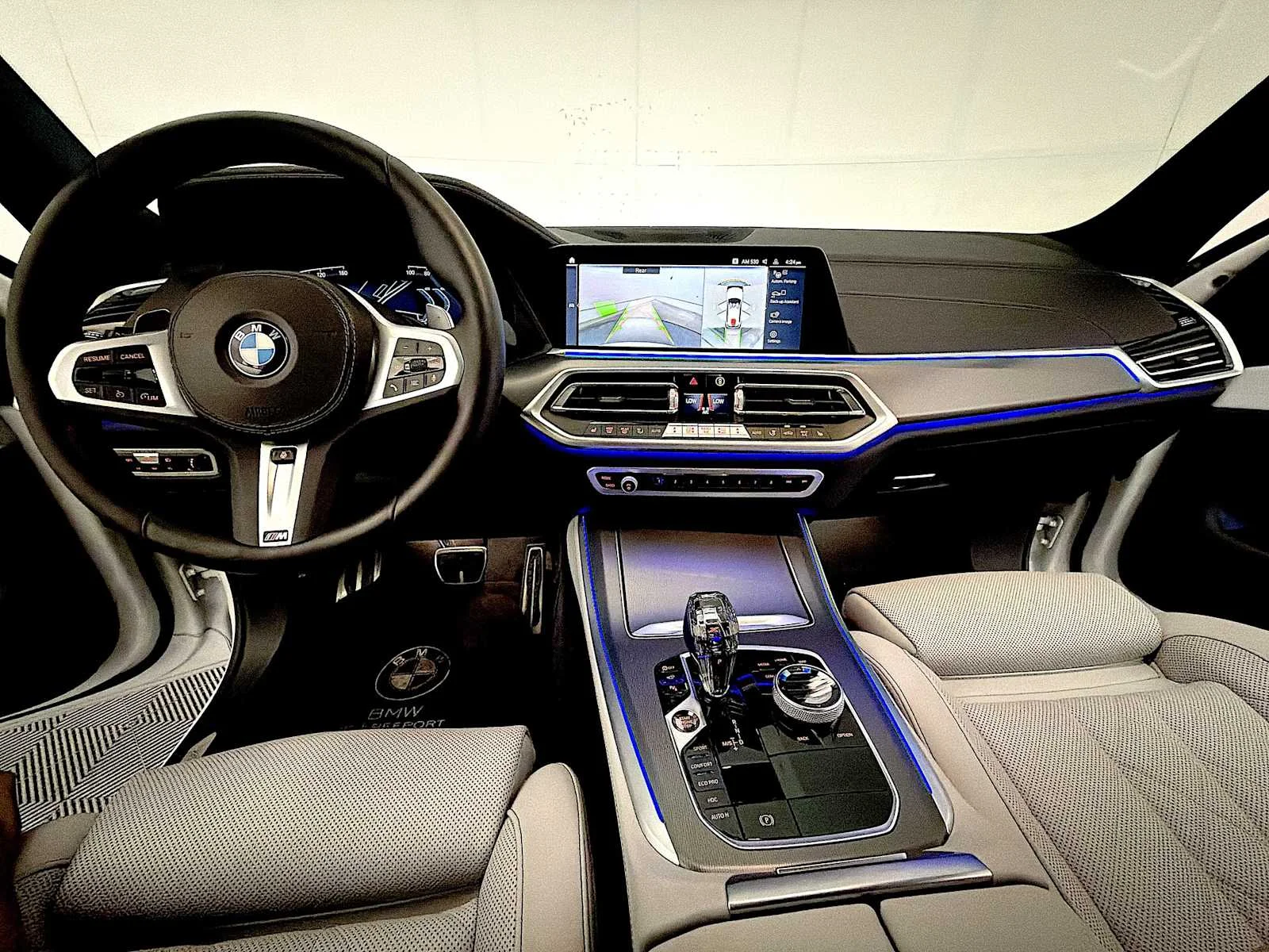 Used 2023 Mineral White Metallic BMW xDrive40i image 15