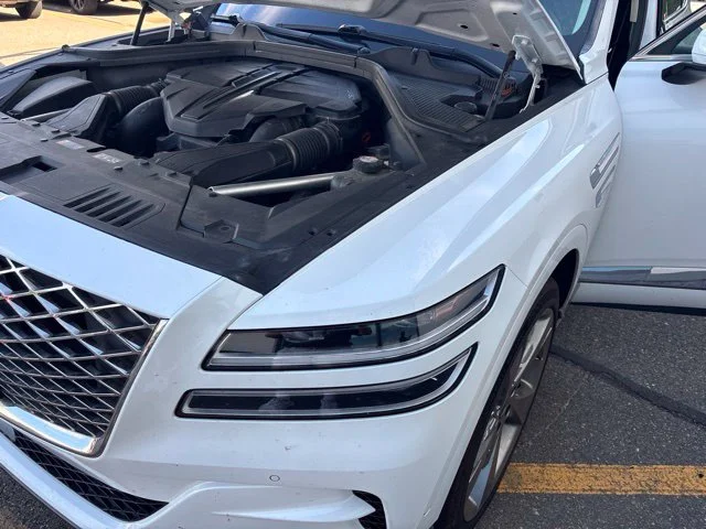 Used 2021 White Genesis 3.5T Prestige image 17