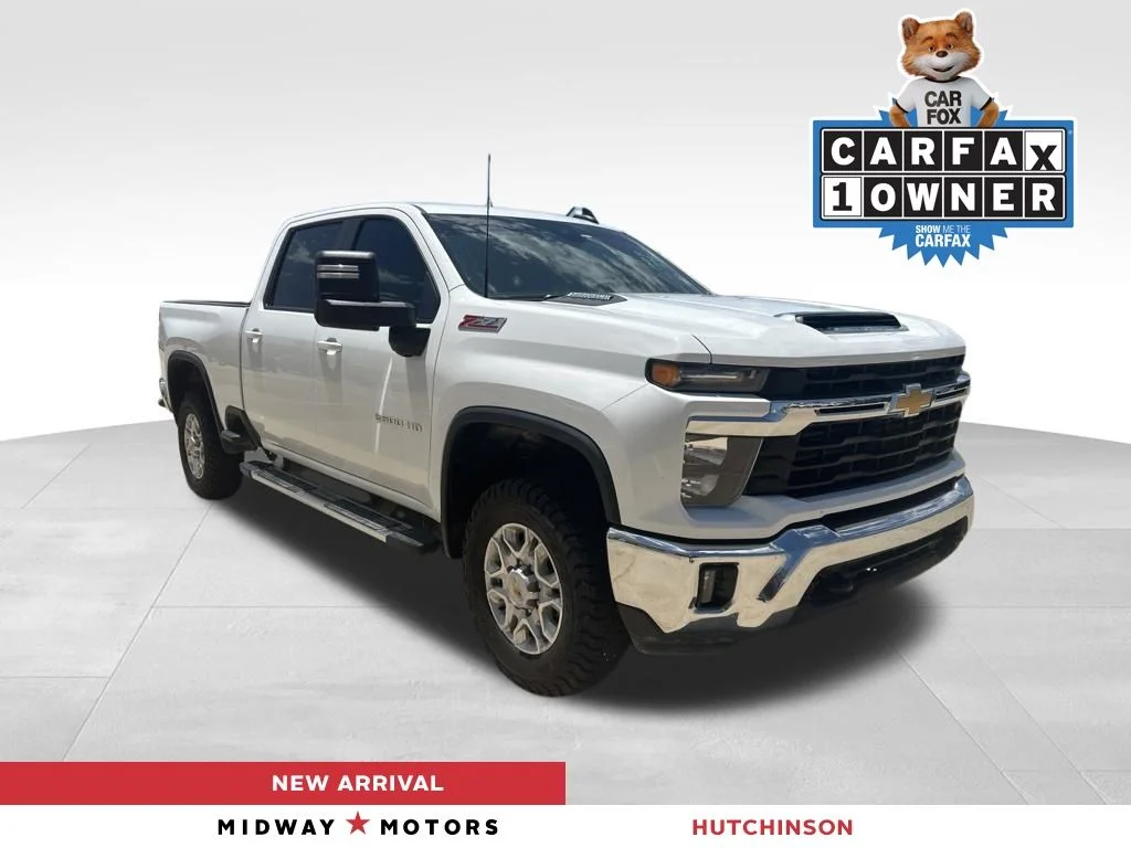 Used 2024 White Chevrolet LT image 1
