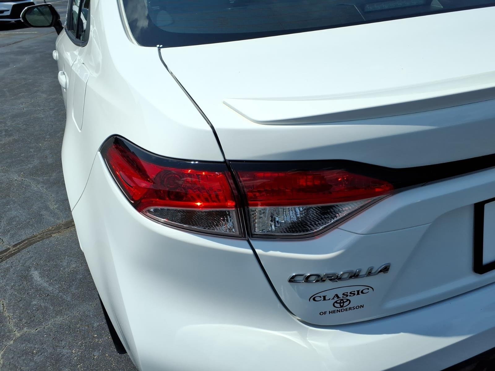 Used 2024 Ice Cap Toyota SE image 16