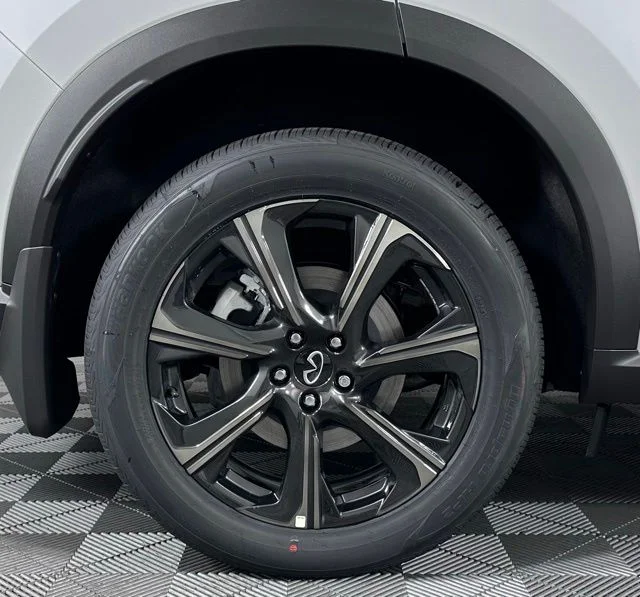 New 2027  INFINITI Autograph image 10