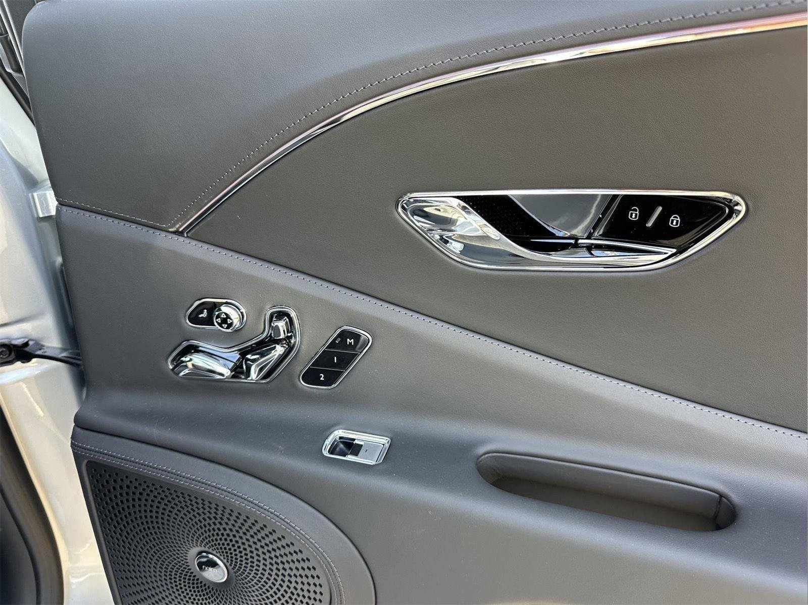 2026 Bentley Flying Spur - Photo 29