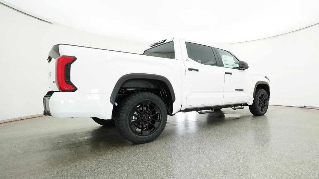 New 2026 Ice Cap Toyota SR5 image 17
