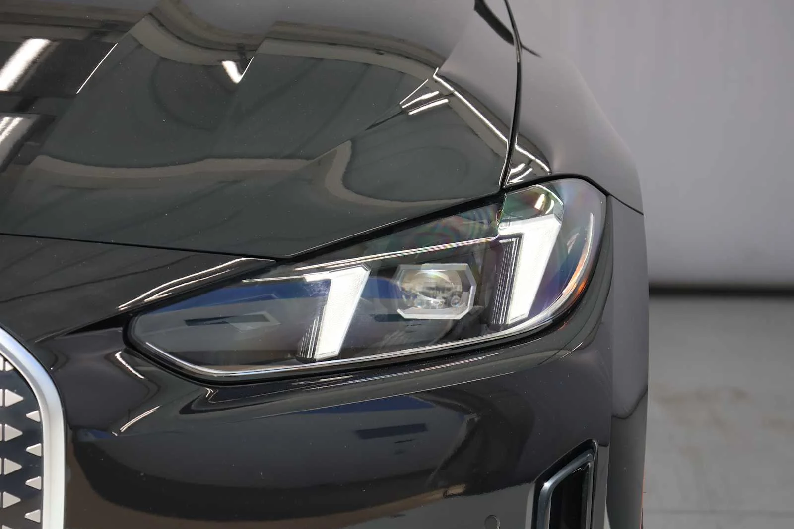 Certified Used 2026 Black Sapphire Metallic BMW eDrive40 image 4