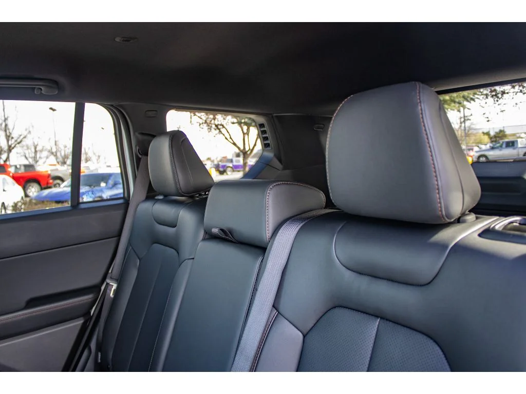 New 2026 Bright White Clearcoat Jeep Laredo image 38