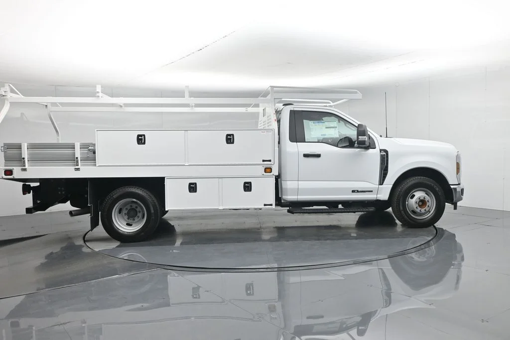 New 2025 White Ford XL image 4