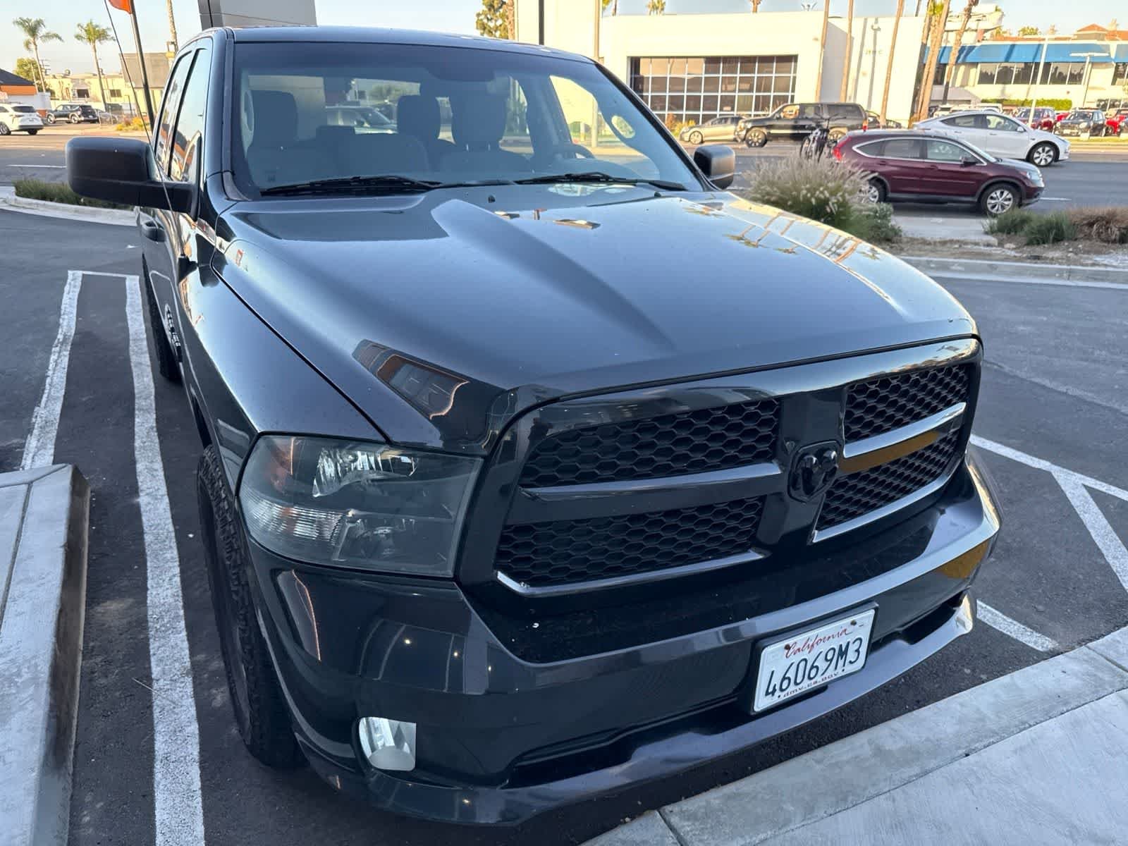Used 2017 Brilliant Black Crystal Pearlcoat Ram Express image 6