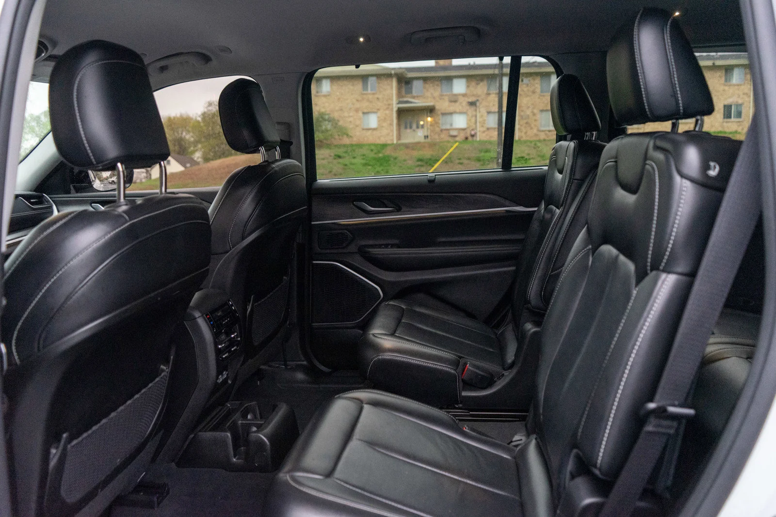 Used 2023 Bright White Clearcoat Jeep Limited image 31