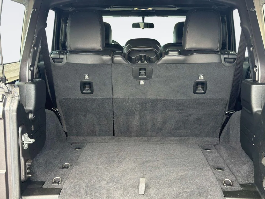 Used 2020 Gray Jeep Unlimited Rubicon image 12