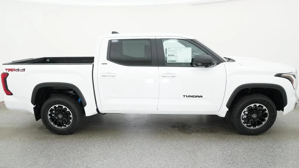 New 2026 Ice Cap Toyota SR5 image 31