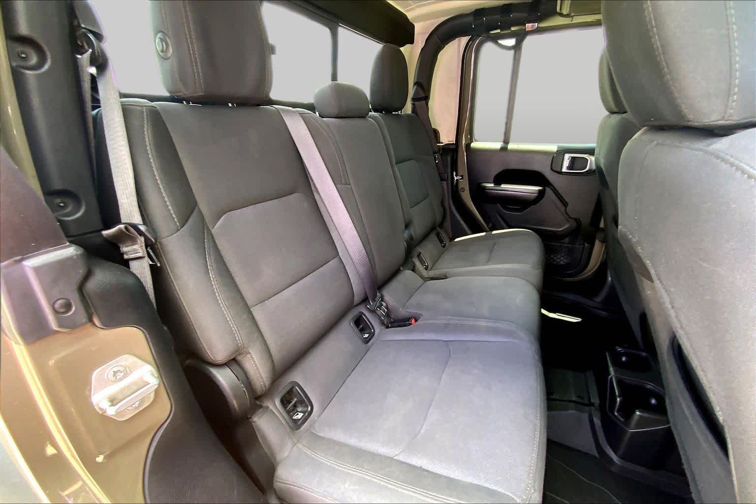 Used 2020 Gator Clearcoat Jeep Sport S image 18