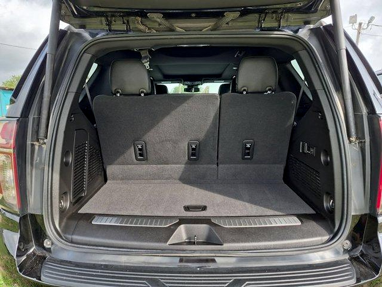 2023 Chevrolet Tahoe Z71 - Photo 25