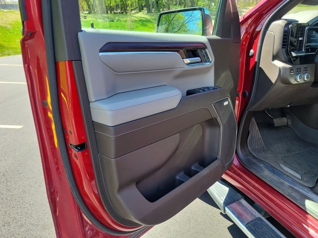 Used 2022 Red GMC SLT image 7