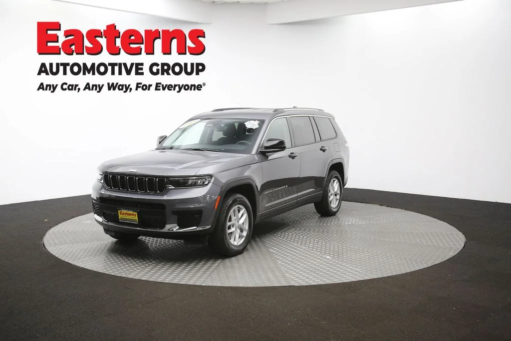 Used 2023 Gray Jeep Laredo image 57