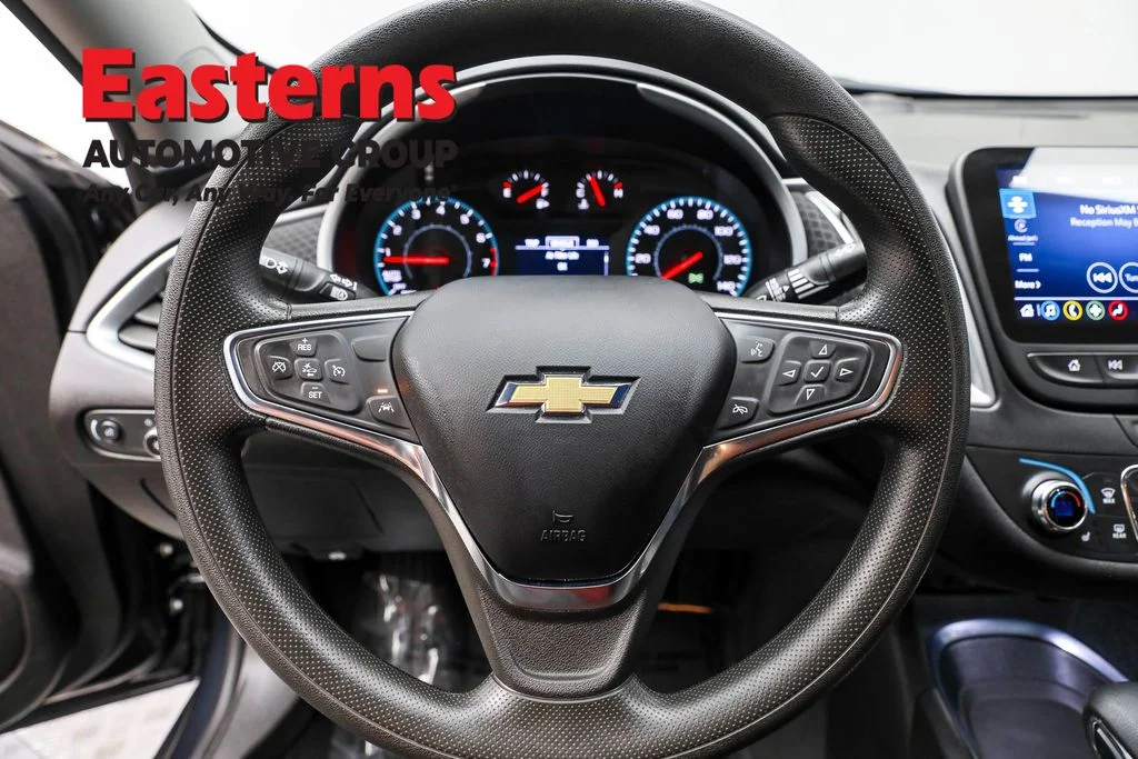 Used 2023 Gray Chevrolet LT image 10