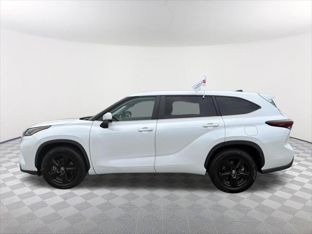 Certified Used 2024 WIND CHILL PEARL Toyota LE image 13