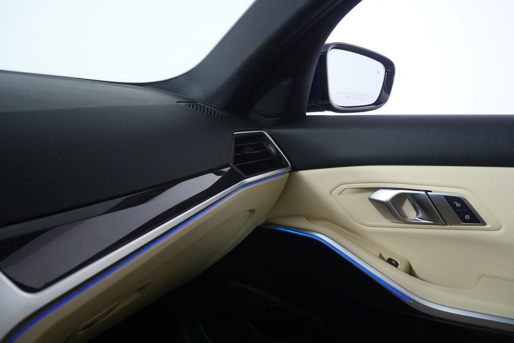 Used 2020 Mediterranean Blue Metallic BMW 330i xDrive image 25