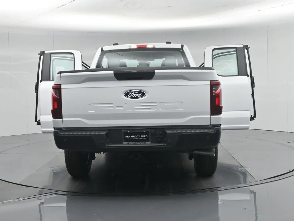 New 2026 White Ford XL image 29