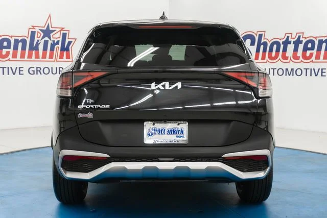 Used 2025 Black Kia LX image 6