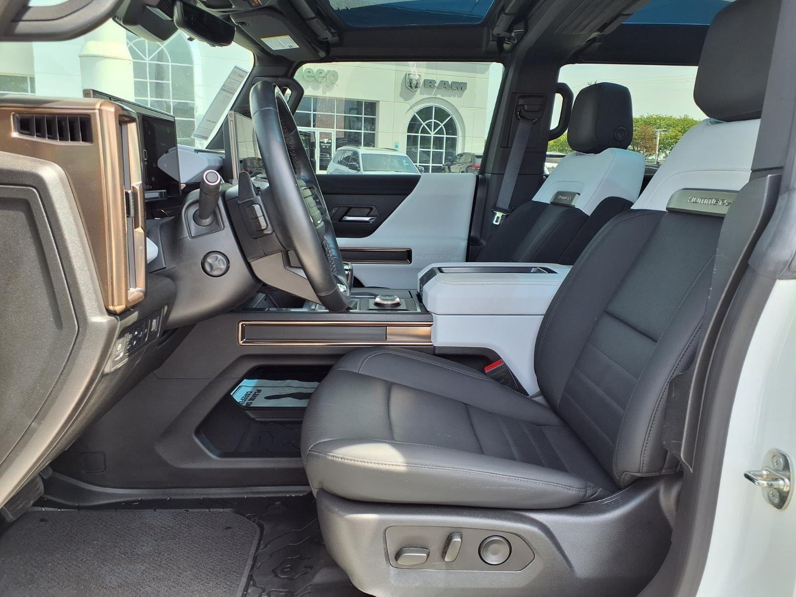 Used 2023 Interstellar White GMC 3X image 18