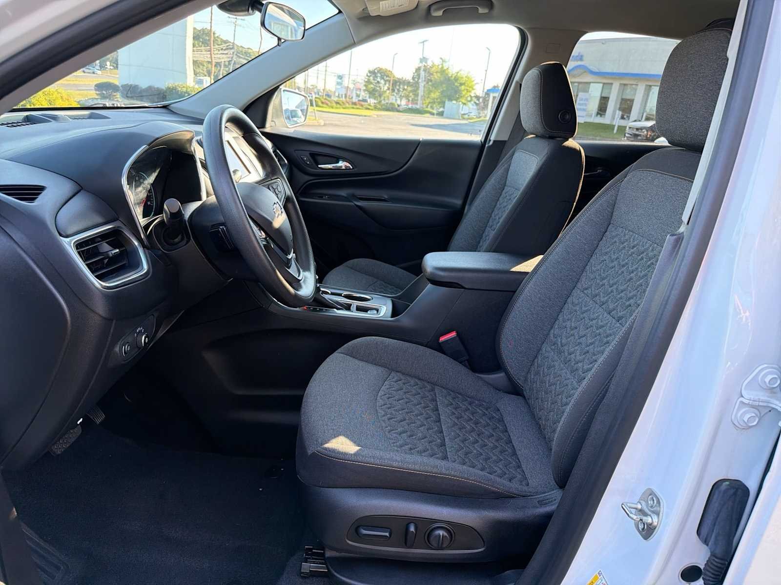 Used 2023 Summit White Chevrolet LT image 11