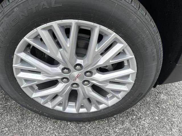New 2026 Glacier White Tricoat GMC Elevation image 21