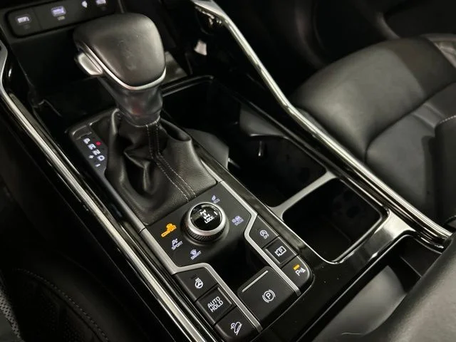 Used 2023 Black Kia X-Line SX Prestige image 18
