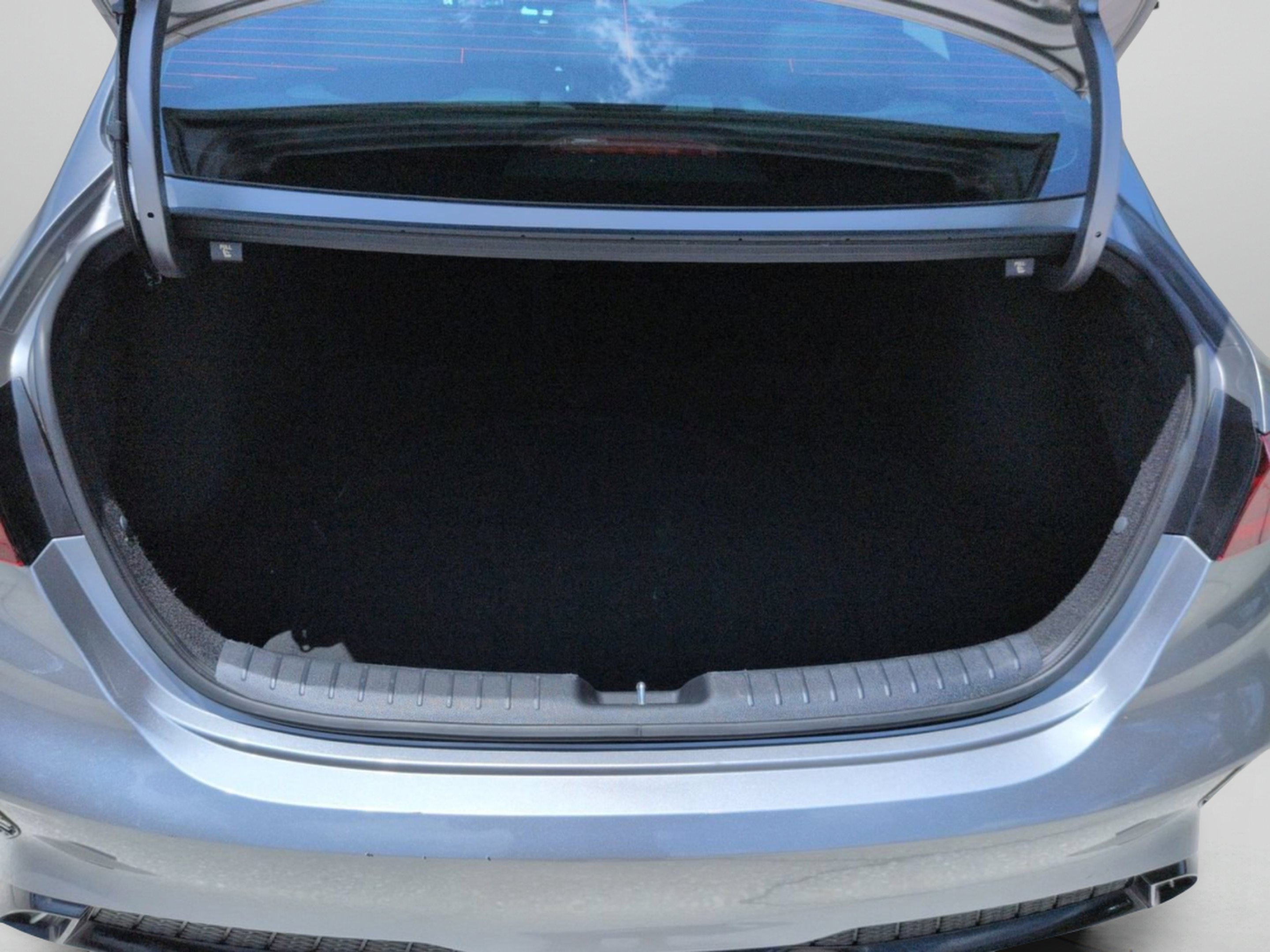 Used 2024 Steel Gray Kia GT-Line image 16