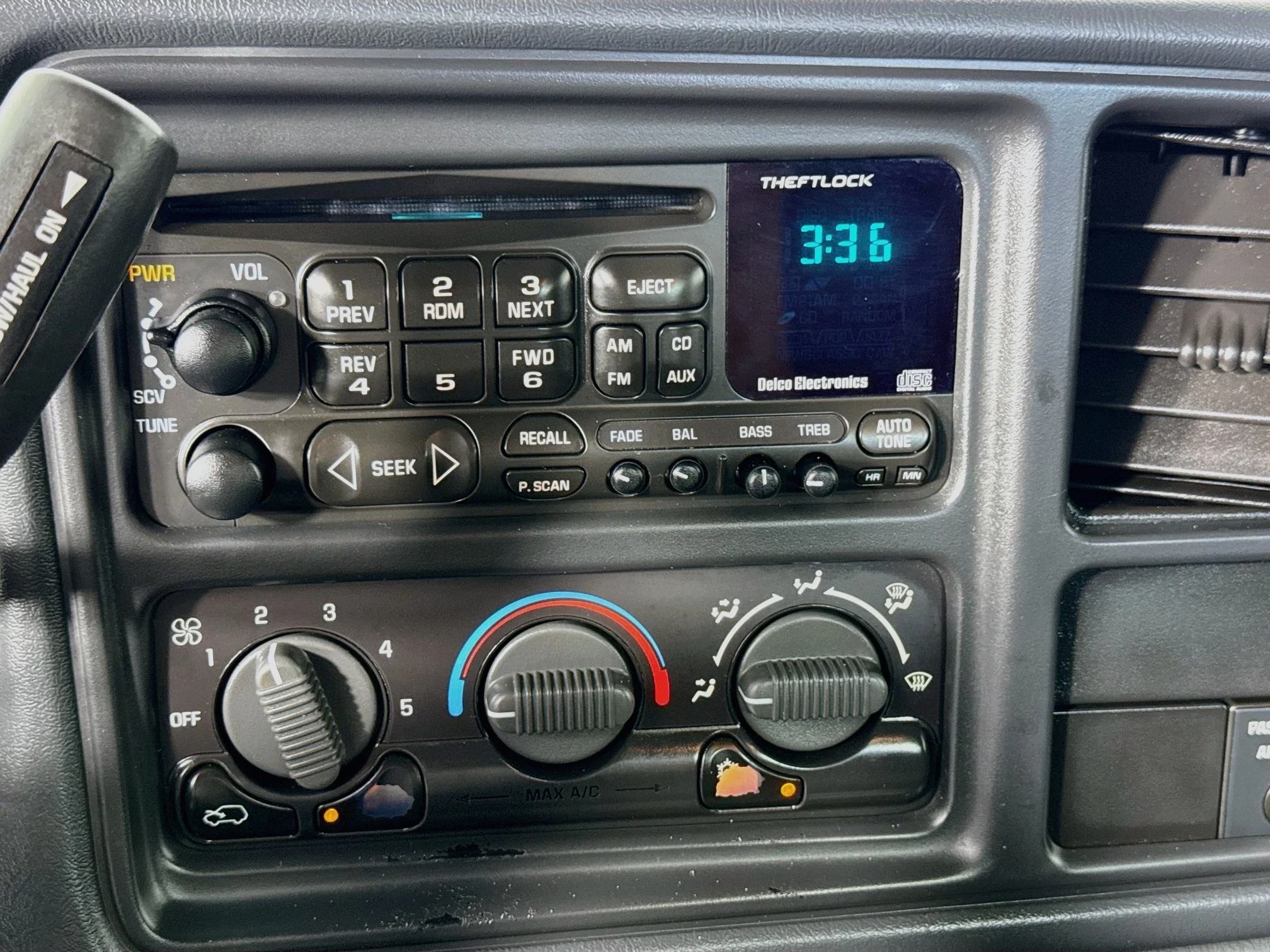 Used 2002 Light Pewter Metallic Chevrolet LS image 13